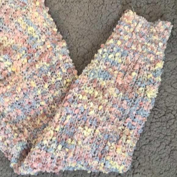 NWT Unique Hadens Los Angeles Soft Long Sleeve Back Twist Sweater - Picture 6 of 16